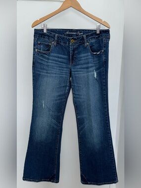 American eagle favourite boyfriend jeans size 12 short
